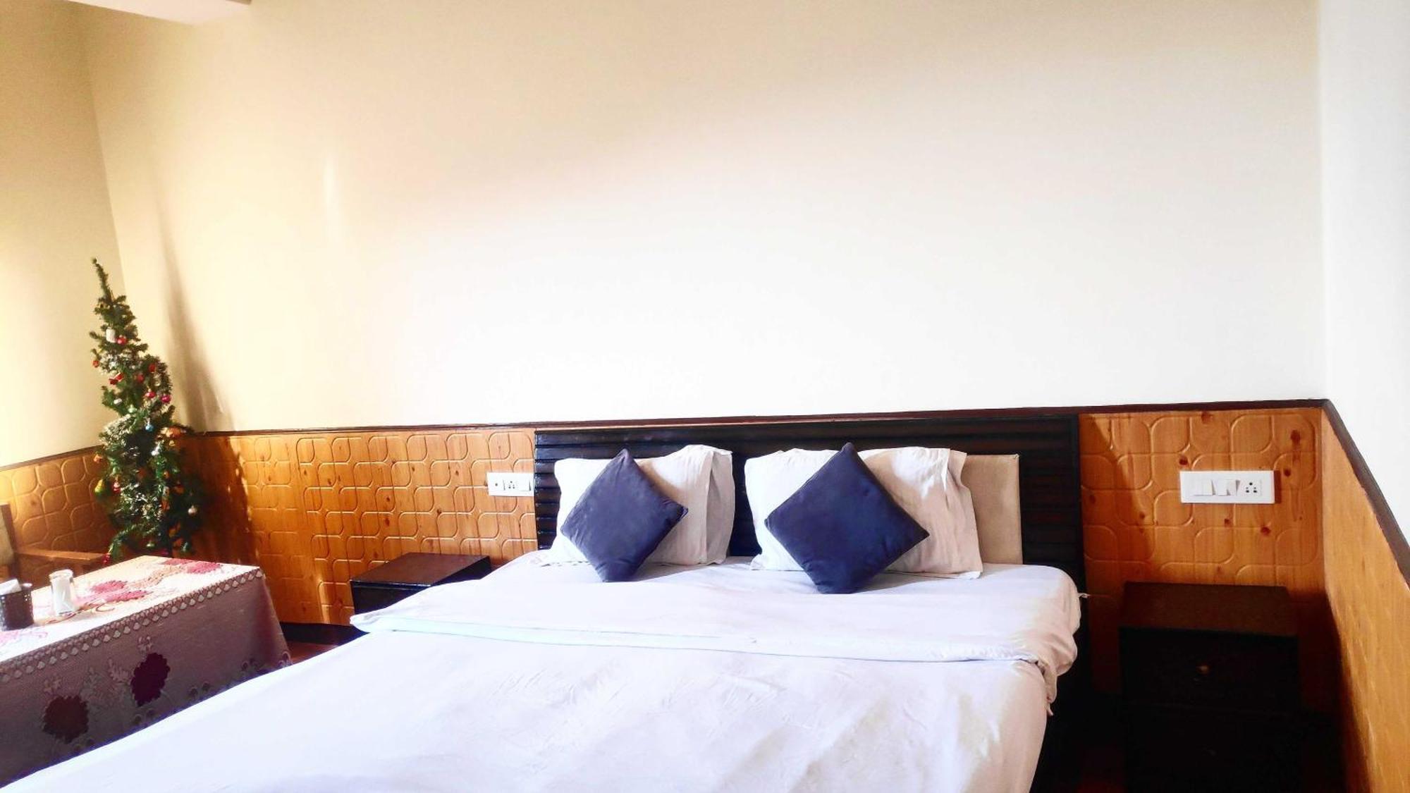 Hotel O New Shushant Regency 西姆拉 外观 照片